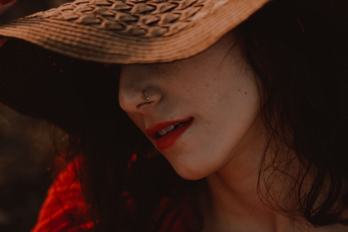 mélanome rouge repérer signes rendent lésion