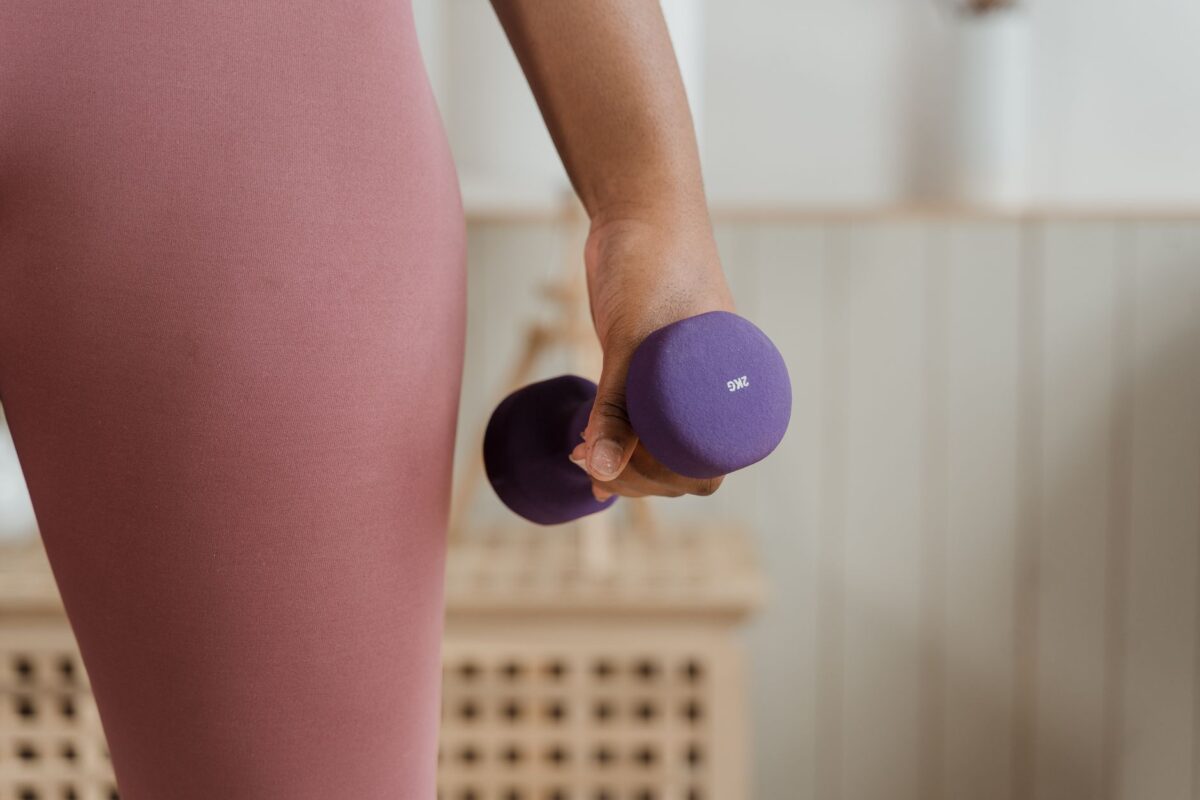 prise poids préménopause causes hormonales expliquent