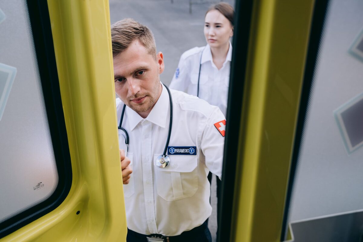 devenir ambulancier france évolutions après dea